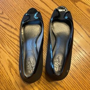LifeStride Peep Toe Kitten Heel Pump